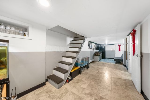 717 Mckinley St, Elizabeth City, NJ 07202