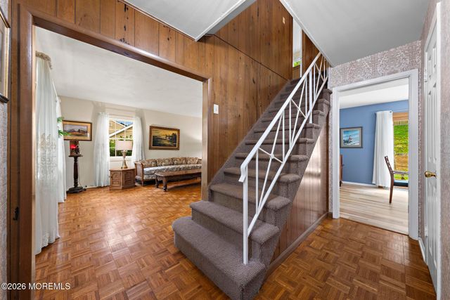 150 Idlebrook Lane, Aberdeen, NJ 07747