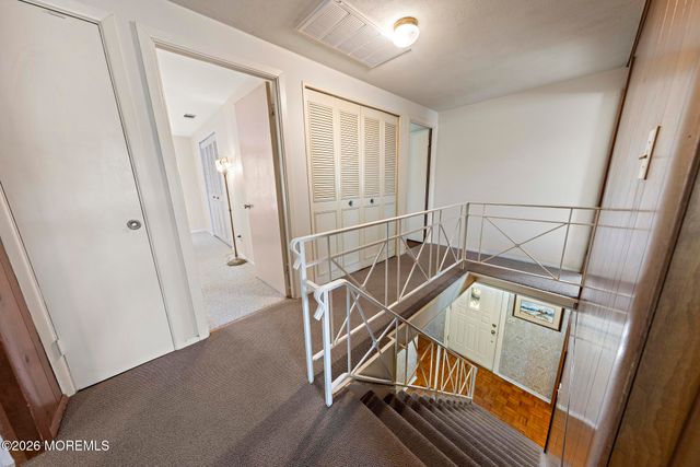 150 Idlebrook Lane, Aberdeen, NJ 07747
