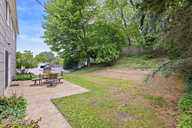 150 Idlebrook Lane, Aberdeen, NJ 07747