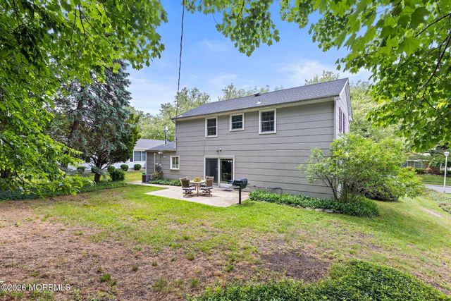 150 Idlebrook Lane, Aberdeen, NJ 07747