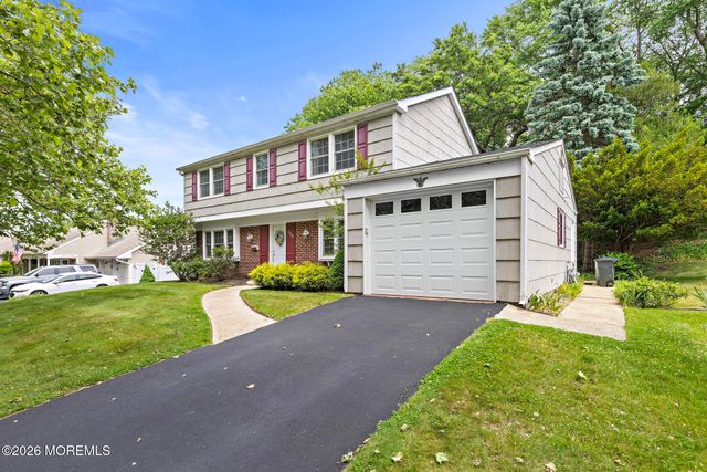 150 Idlebrook Lane, Aberdeen, NJ 07747