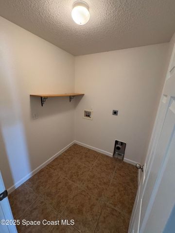 2700 Revolution Street 103, Melbourne, FL 32935