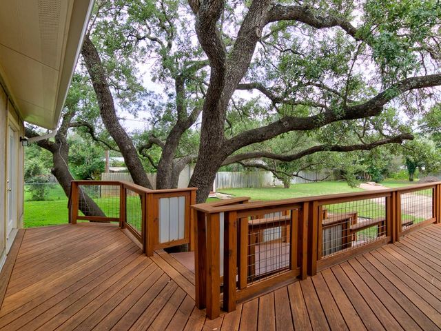 1600 San Juan DR, Austin, TX 78733