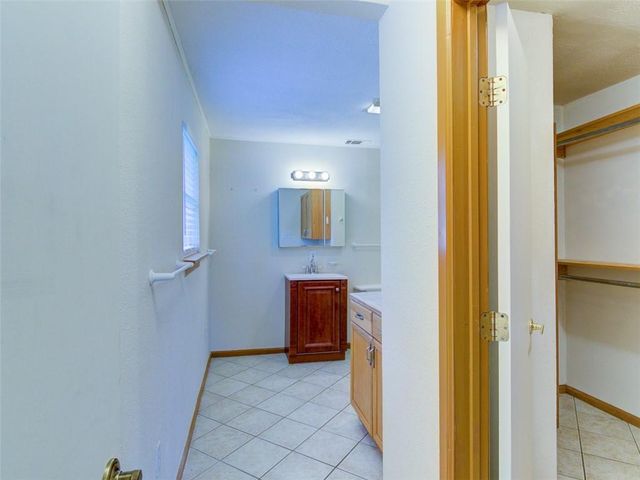 1600 San Juan DR, Austin, TX 78733
