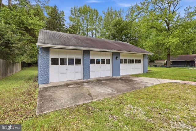 35 CHRISTOPHER MILL RD, Medford, NJ 08055