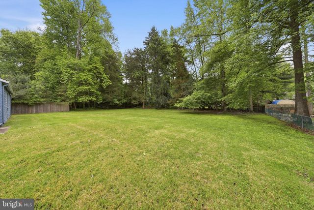 35 CHRISTOPHER MILL RD, Medford, NJ 08055