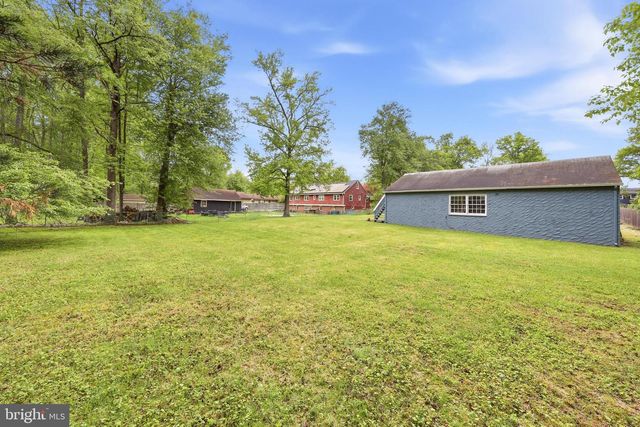 35 CHRISTOPHER MILL RD, Medford, NJ 08055