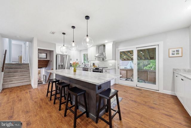 35 CHRISTOPHER MILL RD, Medford, NJ 08055