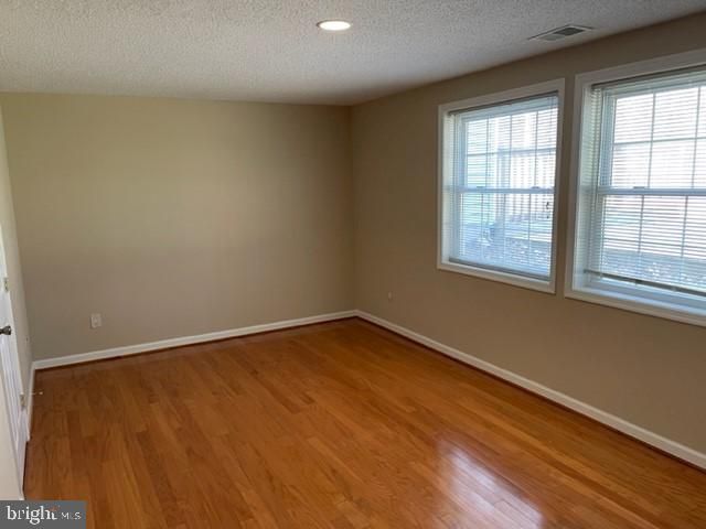 234 E JUNIPER AVE, Sterling, VA 20164