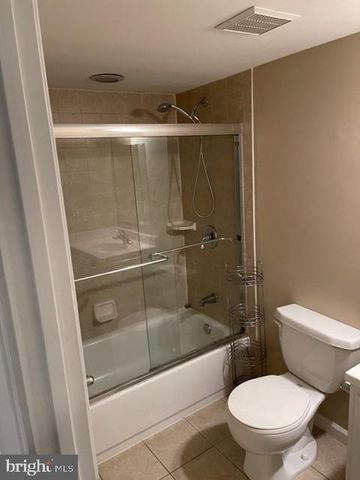 234 E JUNIPER AVE, Sterling, VA 20164