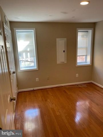 234 E JUNIPER AVE, Sterling, VA 20164