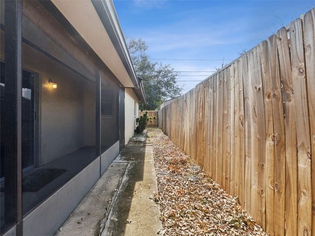 766 91ST AVENUE N, St Petersburg, FL 33702