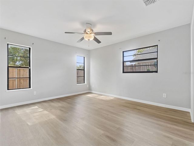 766 91ST AVENUE N, St Petersburg, FL 33702