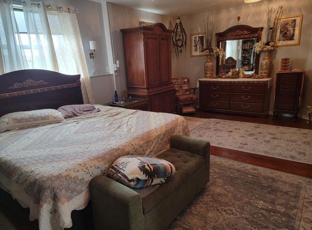 902 N 16th Street, Monett, MO 65708