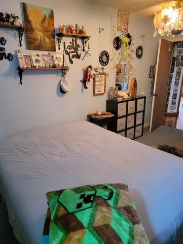 902 N 16th Street, Monett, MO 65708