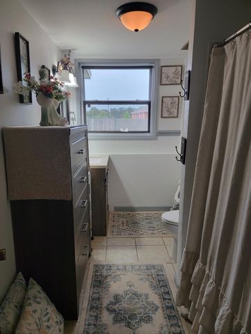 902 N 16th Street, Monett, MO 65708