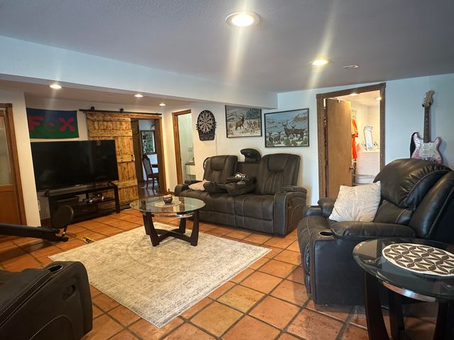 902 N 16th Street, Monett, MO 65708