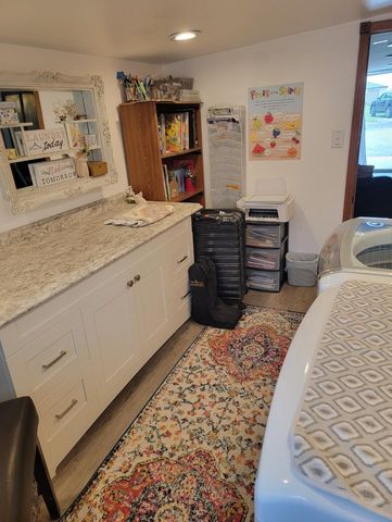 902 N 16th Street, Monett, MO 65708