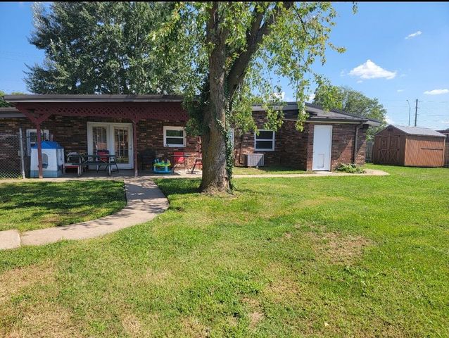 902 N 16th Street, Monett, MO 65708