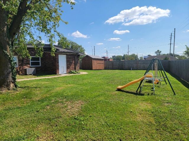 902 N 16th Street, Monett, MO 65708