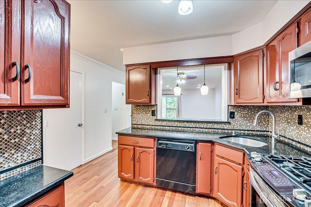 6 Tulip Court, Edison, NJ 08820