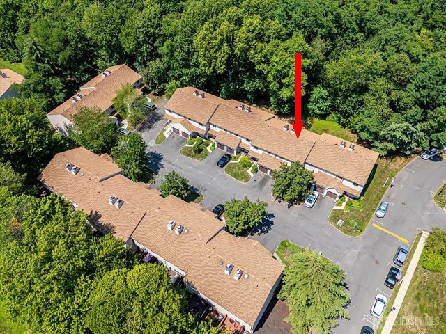 6 Tulip Court, Edison, NJ 08820