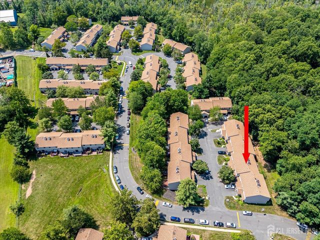 6 Tulip Court, Edison, NJ 08820