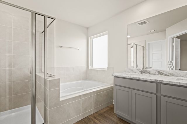 7024 Trestle Street, Fort Worth, TX 76036