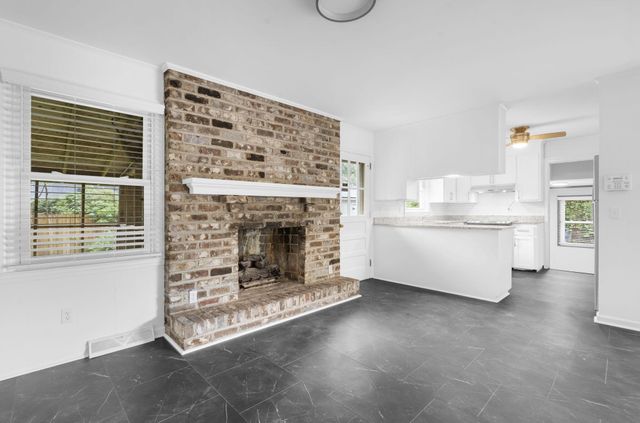 1810 Wedgefield Road, Charleston, SC 29407