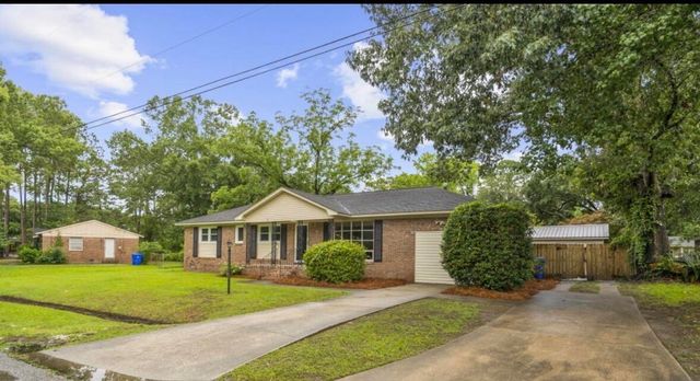 1810 Wedgefield Road, Charleston, SC 29407