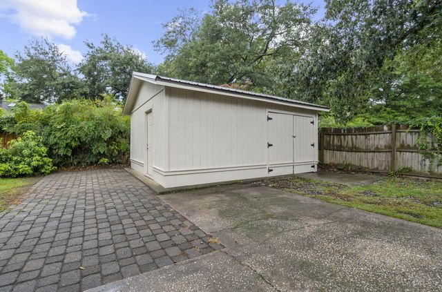 1810 Wedgefield Road, Charleston, SC 29407