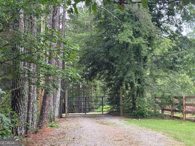 1565 Dr Bramblett Road, Cumming, GA 30028