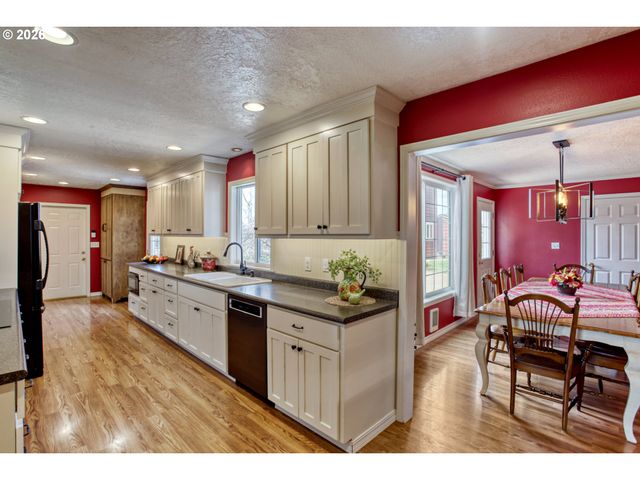 36475 Sw TONGUE Ln, Cornelius, OR 97113