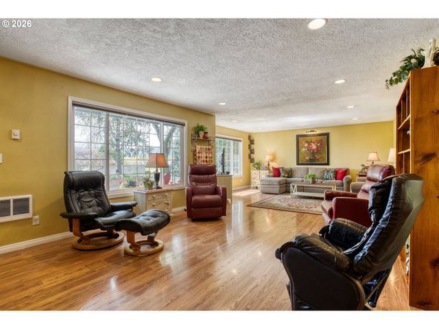 36475 Sw TONGUE Ln, Cornelius, OR 97113