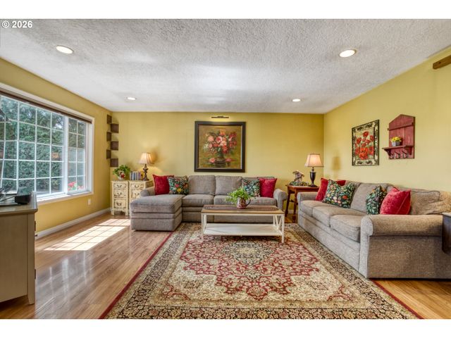 36475 Sw TONGUE Ln, Cornelius, OR 97113