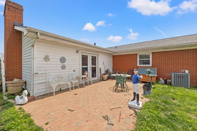7830 Lebanon Road, Danville, KY 40422