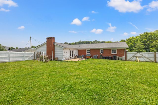 7830 Lebanon Road, Danville, KY 40422