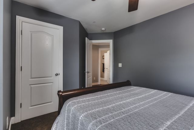 2766 Trasbin Ct, Thompsons Station, TN 37179