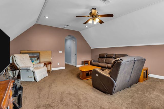 2766 Trasbin Ct, Thompsons Station, TN 37179