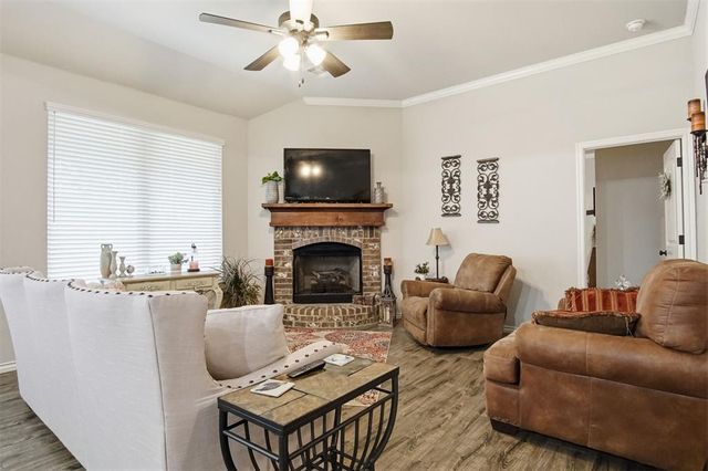 20645 Santa Fe Avenue, Harrah, OK 73045