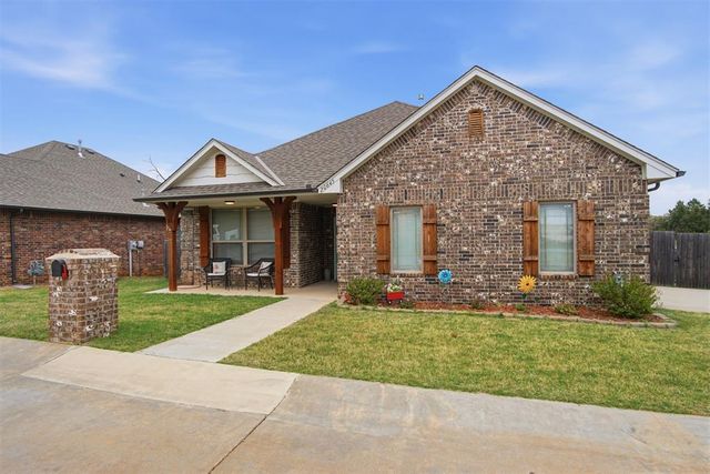 20645 Santa Fe Avenue, Harrah, OK 73045