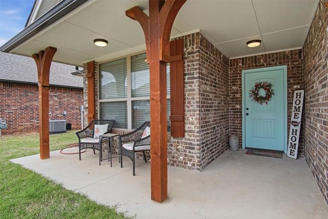 20645 Santa Fe Avenue, Harrah, OK 73045