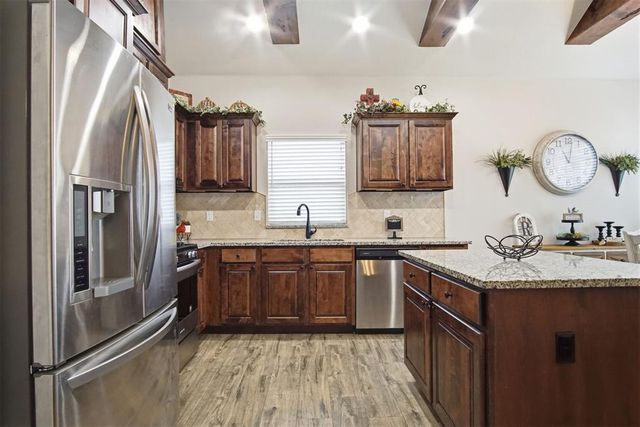 20645 Santa Fe Avenue, Harrah, OK 73045