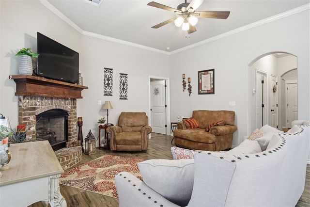 20645 Santa Fe Avenue, Harrah, OK 73045