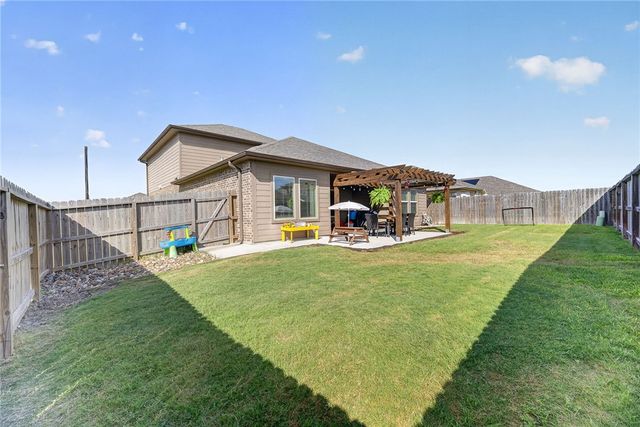 7814 Stampede Dr, Corpus Christi, TX 78414