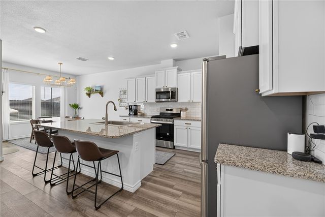 7814 Stampede Dr, Corpus Christi, TX 78414