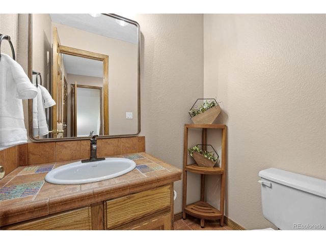 8714 Pawnee Rd, Parker, CO 80134