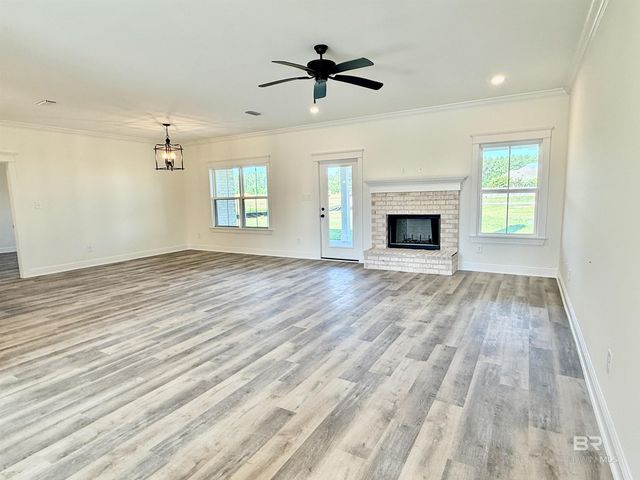 20877 Hale Drive, Robertsdale, AL 36567