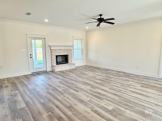 20877 Hale Drive, Robertsdale, AL 36567